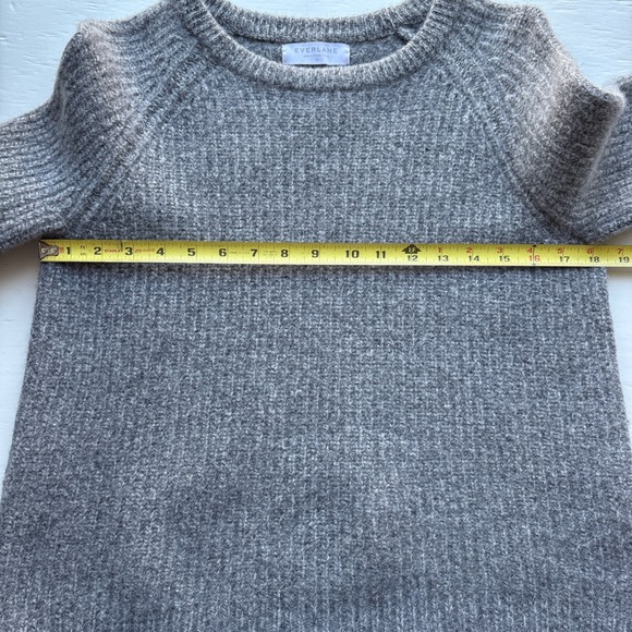 Everlane Womens Wool Cashmere Ribbed Crewneck Sweater Grey Raglan Size M - Picture 5 of 9